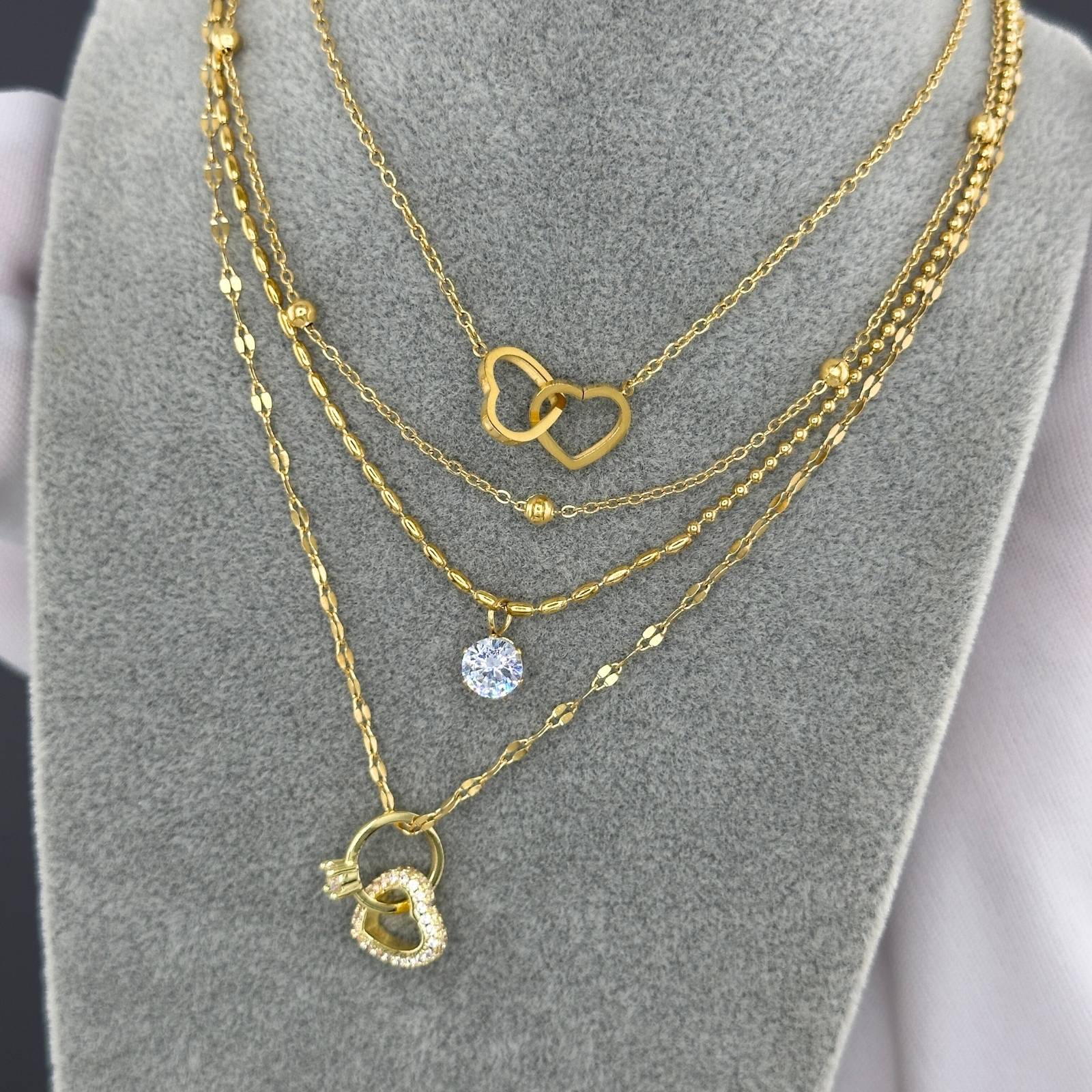 18K gold plated Stainless steel Hearts necklace