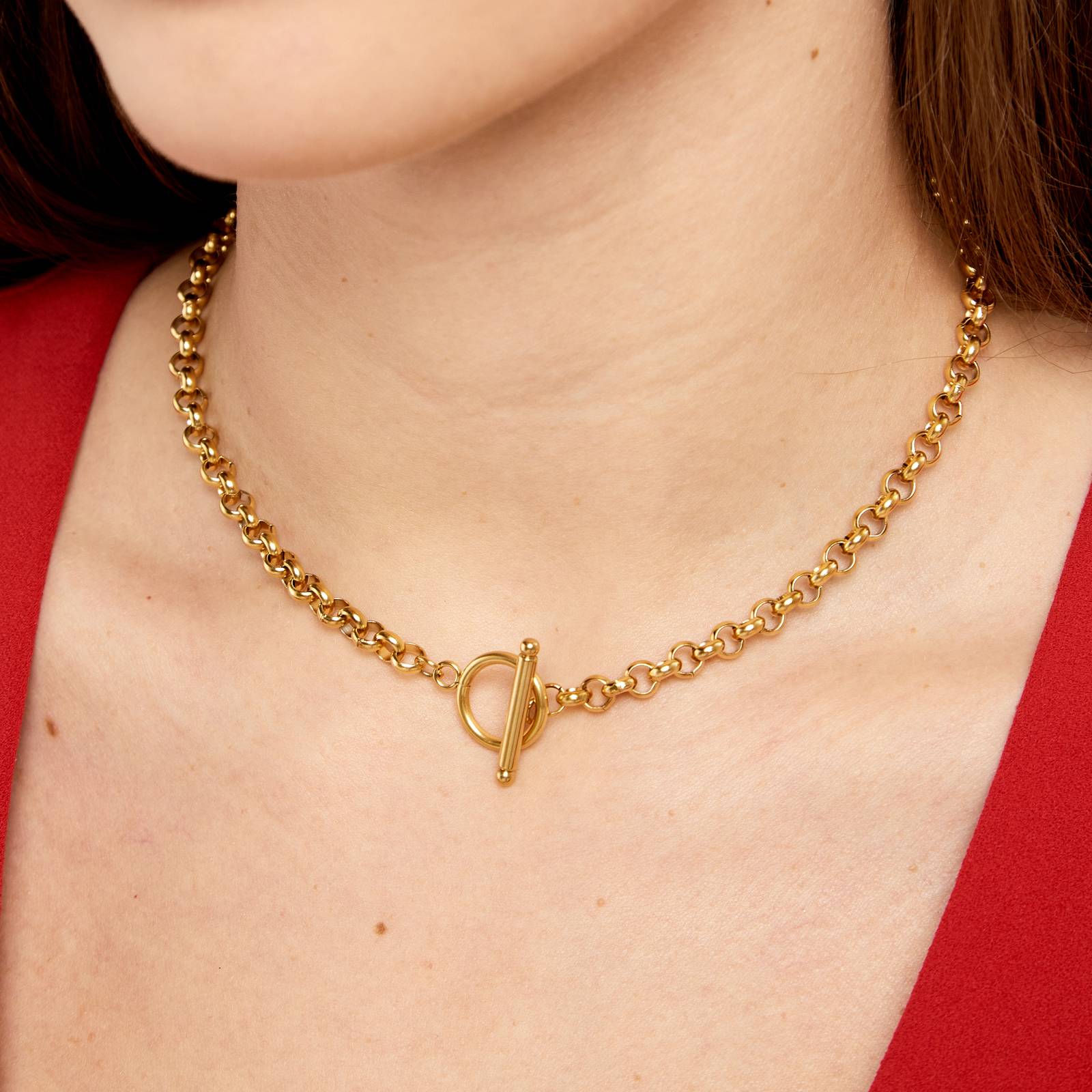 Collar de acero inoxidable bañado en oro de 18 quilates